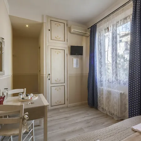 Pezzati Guest house Florence
