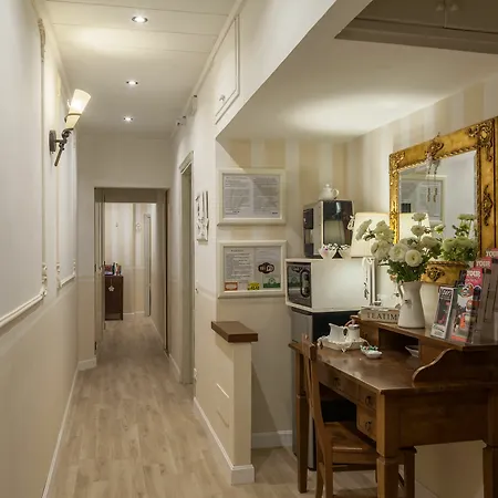 Pezzati Guest house Florence